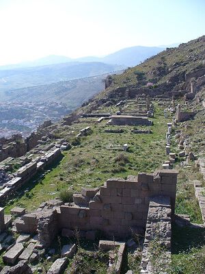 Temple of Demeter Pergamum.jpg